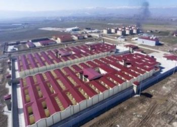 تركيا تجهز لافتتاح 12 سجنًا جديدًا في 2024
