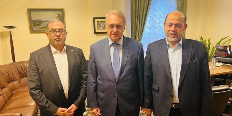 إسرائيل تستدعي السفير الروسي بسبب حماس