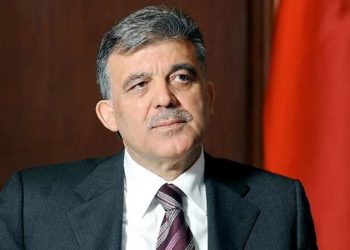 عبد الله جول: حل القضية الكردية سيعزز ولاء المواطنين