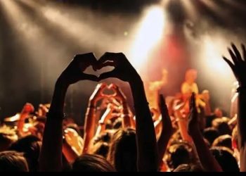 هل خلى العالم من العقلاء؟