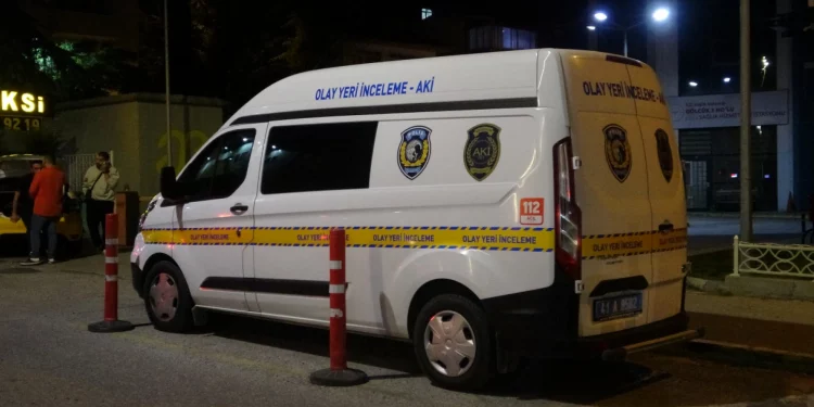 تركيا.. ضابط متقاعد يقتل أسرته وينتحر