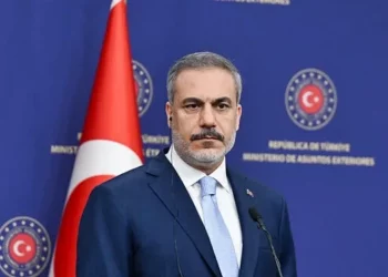 وزير الخارجية التركي يتوجه إلى الإمارات العربية المتحدة