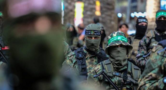 حماس تلوم السلطة الفلسطينية وحزب الله