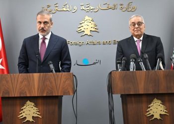 هاكان فيدان: مصر تستضيف قمة حول الصراع الإسرائيلي الفلسطيني