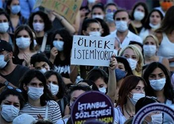 مقتل 350 امرأة في تركيا بسبب العنف