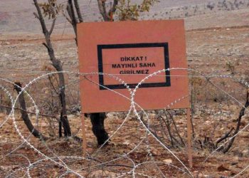 تركيا بها 810 ألف و943 لغماً تحت الأرض