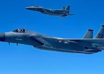 تحطم مقاتلة أمريكية في البحر المتوسط