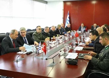 بعد 4 سنوات.. وفدا وزارتي الدفاع التركية واليونانية يلتقيان في أنقرة