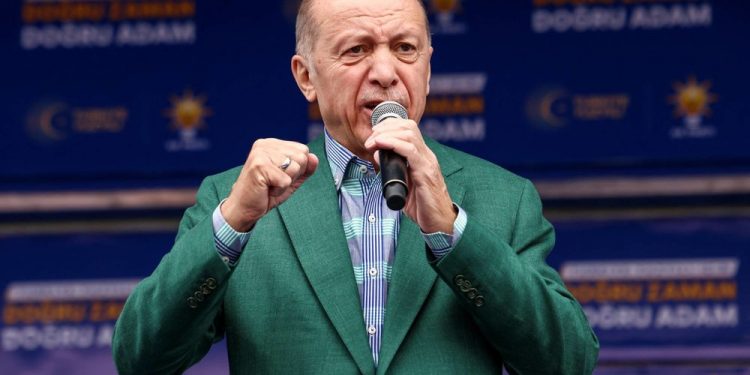 أردوغان يتجهّز لحملة انتخابات البلدية التركية في يناير القادم