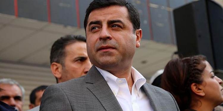 دميرطاش: حكومة أردوغان تعرقل السلام مع الأكراد وتتحمل مسؤولية الدماء