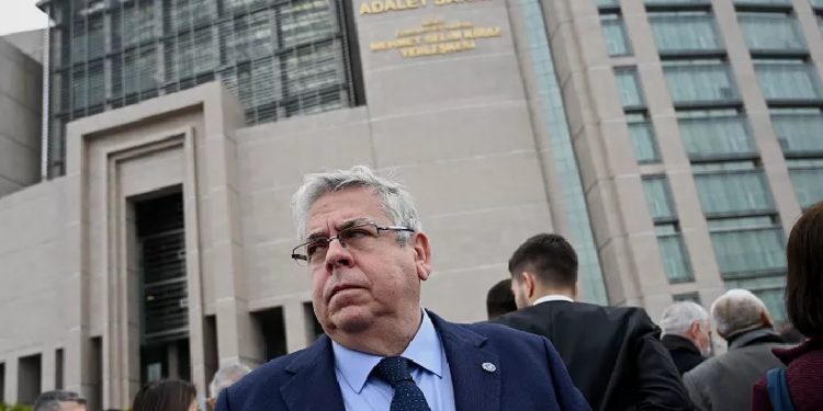 البرلمان الأوروبي يحذر تركيا من العزلة الدولية ويؤكد إمكان التعاون