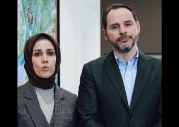 صهر أردوغان يوجه أول رسالة علنية بعد استقالته