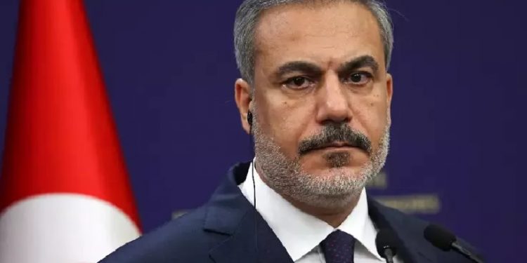 وزير الخارجية التركي يلتقي بلينكن ضمن الوفد العربي الإسلامي