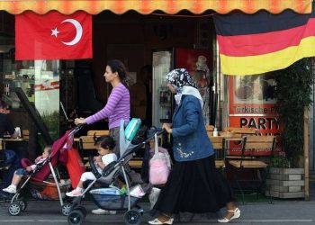 البوندستاغ الألماني يقر قانون الجنسية المزدوجة