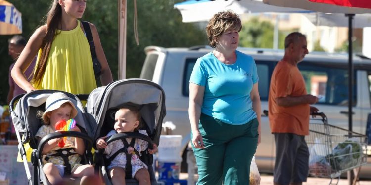 تراجع أعداد الأجانب المقيمين في تركيا