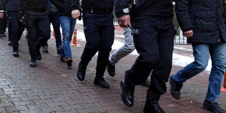 اعتقال 53 هربوا مخدرات من العراق إلى تركيا