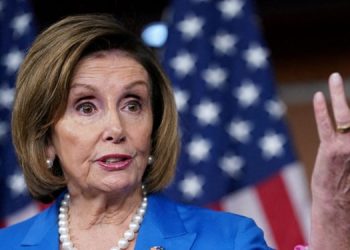 نانسي بيلوسي تتهم المتظاهرين المؤيدين لفلسطين بالعمالة لروسيا