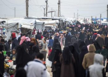 تركيا تعتقل 7 يجمعون التبرعات لنساء داعش