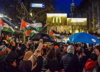 ماكدونالدز تعلن تراجع مبيعاتها