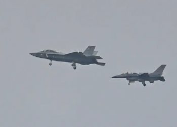 المقاتلة التركية “كان” تجري أولى رحلاتها