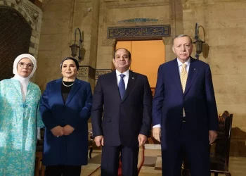 أردوغان يزور مسجد الإمام الشافعي في القاهرة
