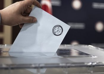 انتهاء التصويت في الانتخابات البلدية بعموم تركيا