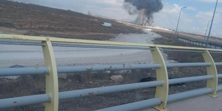 تركيا.. تحطم طائرة عسكرية في قونية (فيديو)