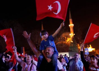 رويترز: إمام أوغلو يسير على طريق أردوغان