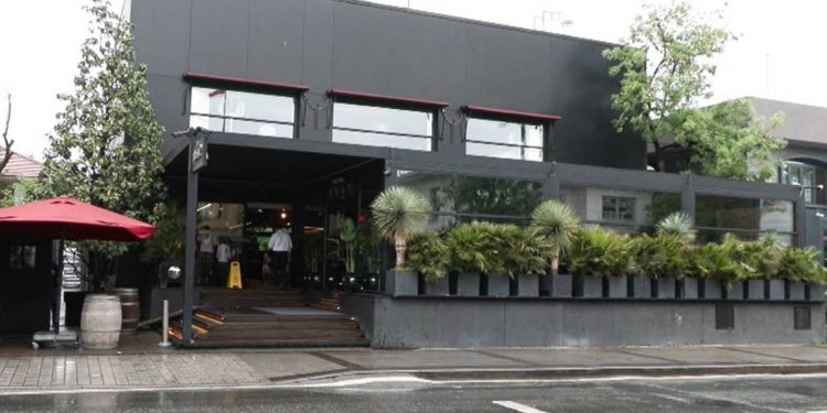 مطعم الشيف نصرت يتعرض لهجوم مسلح