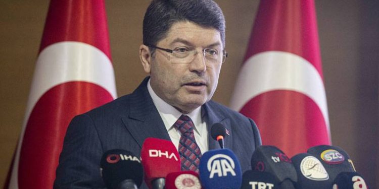 وزير العدل التركي: هدفنا دستور ديمقراطي مدني وتشاركي