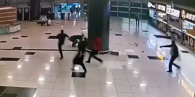 تركيا.. قتيل و10جرحى باشتباك مسلح في محطة حافلات