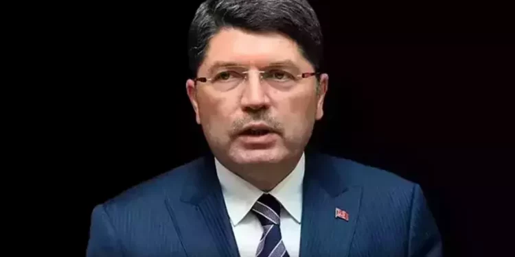 65 ألفًا و986 طالبًا في السجون التركية