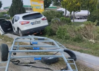 إصابة شقيق عمدة أنقرة في حادث مروري