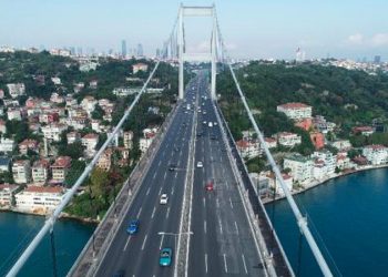 رسوم عبور الجسور الأعلى زيادة في إسطنبول