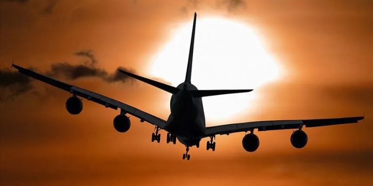 تركيا تبحث رفع رسوم السفر إلى الخارج إلى 1000 ليرة