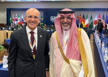 وزير المالية التركي يشيد بالضرائب التصاعدية