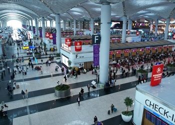 مطار إسطنبول يحطم الأرقام القياسية في عدد المسافرين