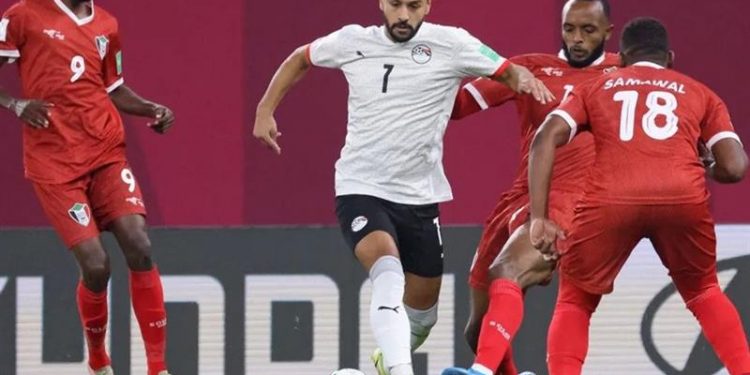 وفاة لاعب الكرة المصري أحمد رفعت عن عمر يناهز 31 عامًا