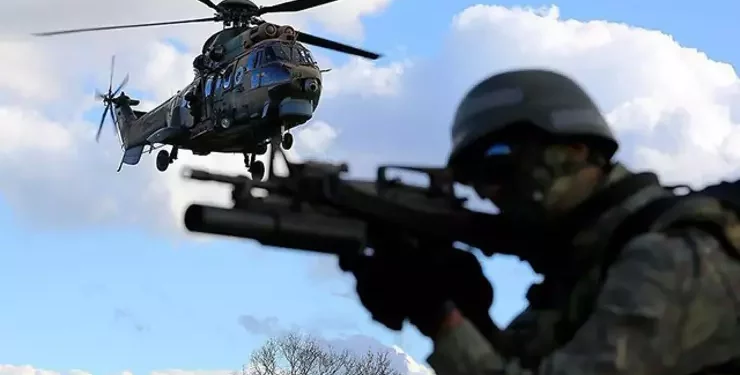 الدفاع التركية تعلن تحييد 13 إرهابيًا في العراق وسوريا!