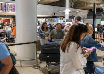 عطل فني يصيب أنظمة الحوسبة حول العالم بالشلل التام