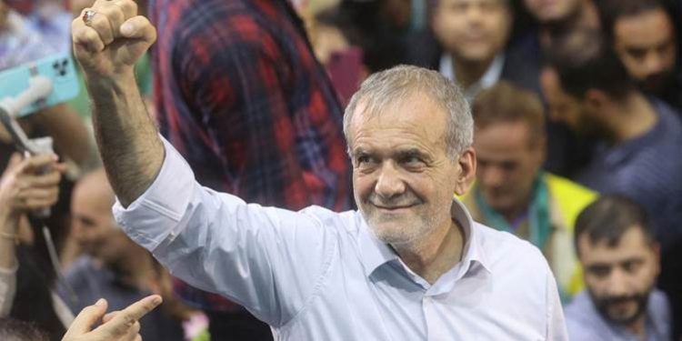 من هو مسعود بيزشكيان رئيس إيران الجديد؟