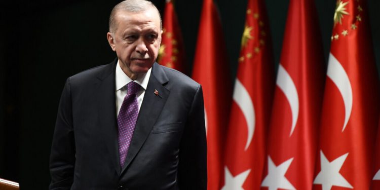 صحفي تركي: أردوغان سيعلن عن انتخابات مبكرة
