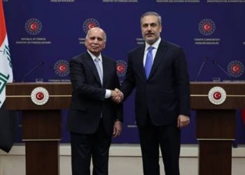 صحفي تركي: إعفاء العراقيين من التأشيرة يؤدي إلى احتلال تركيا!