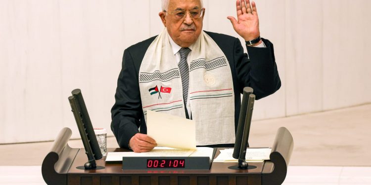 الرئيس الفلسطيني محمود عباس سيذهب إلى غزة