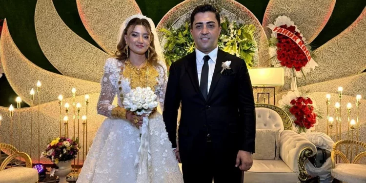 تركيا.. عروسان في وان يحصلان على 5 ملايين ليرة و4 كجم ذهب