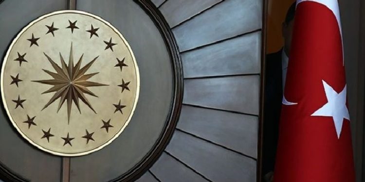 الأتراك يختارون منصور يافاش مرشحا للرئاسة بأحدث استطلاع