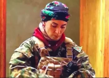 ممثلة تركية تثير الجدل بدور مقاتلة في وحدات الحماية الكردية