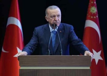 أردوغان: لا أنتظر إذن المعارضة لإعلان الحداد على هنية