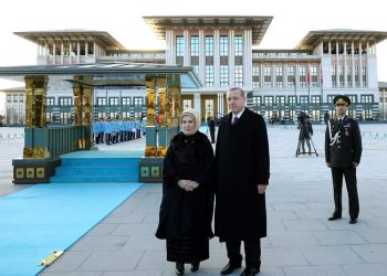 الشعب الجمهوري: ميزانية القصر الرئاسي زادت 5000% في 10 سنوات