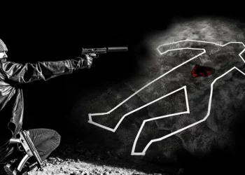 المؤامرة والخطأ